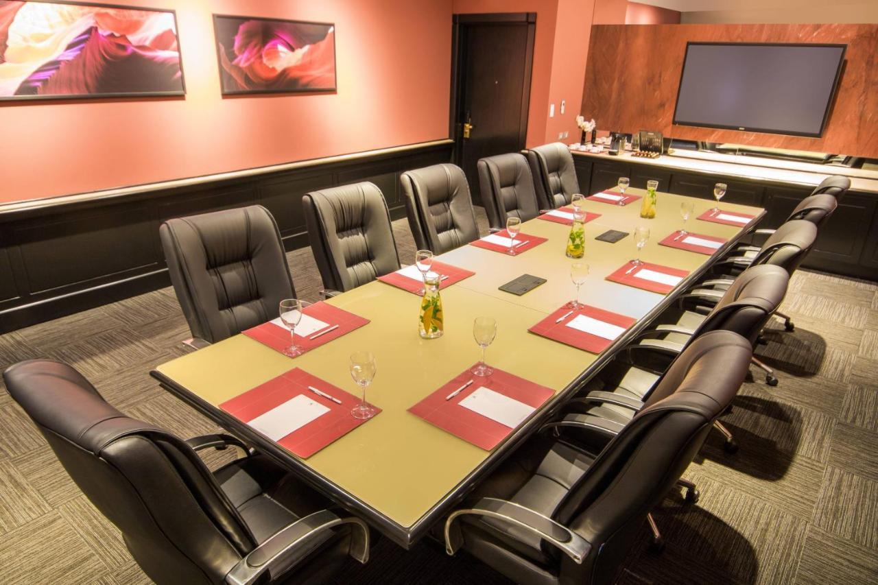 Marriott Sao Paulo Airport Hotel Guarulhos Bagian luar foto Boardroom at the Westin