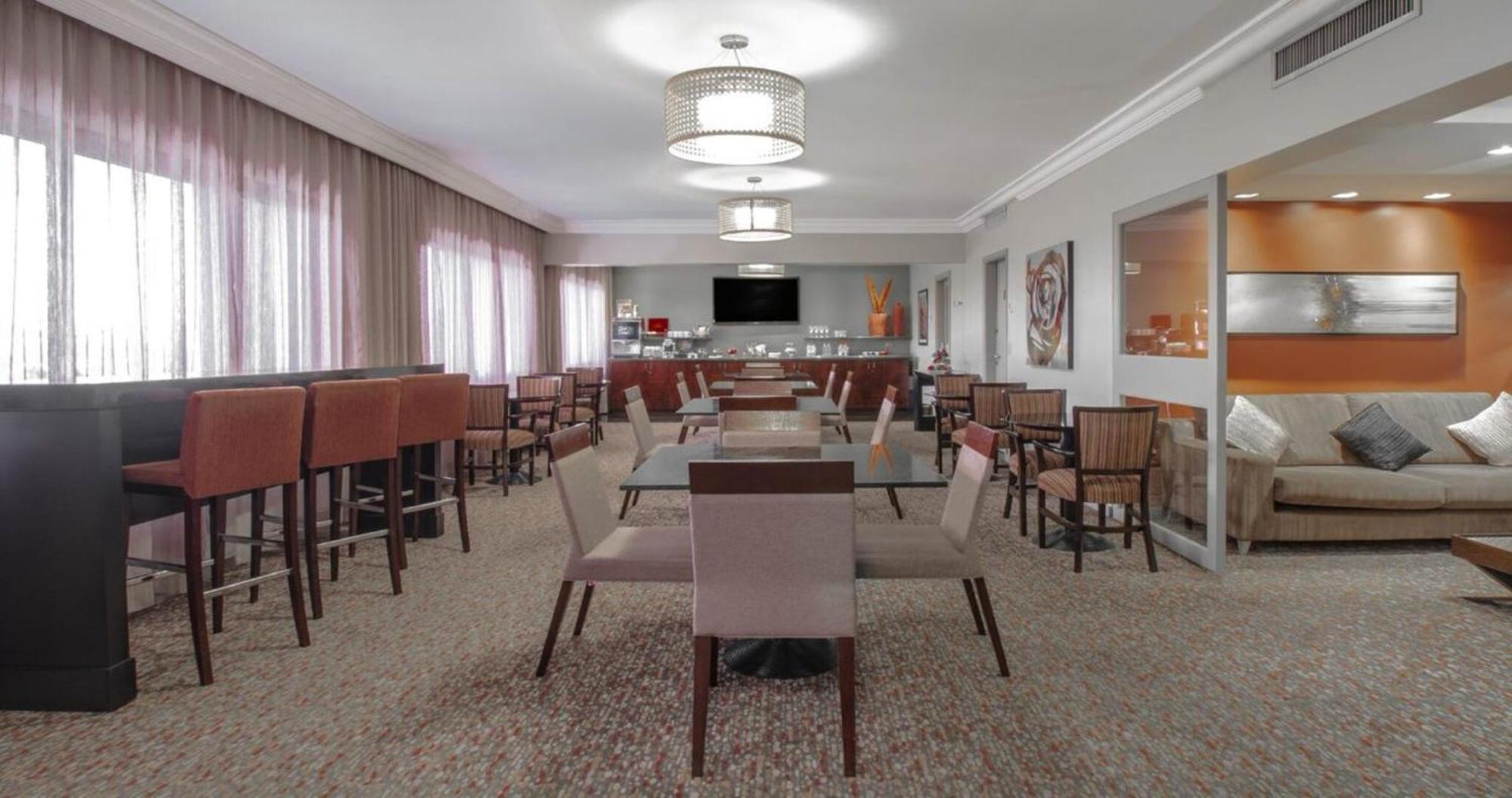 Marriott Sao Paulo Airport Hotel Guarulhos Bagian luar foto The Club at Newark Airport